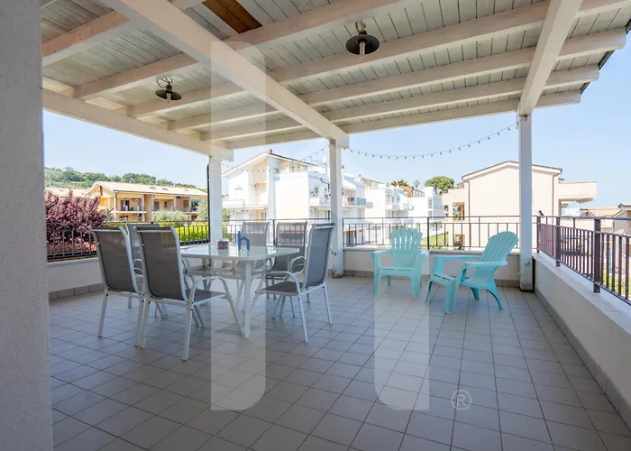 Homiday - Tamerici Attico * Pineto